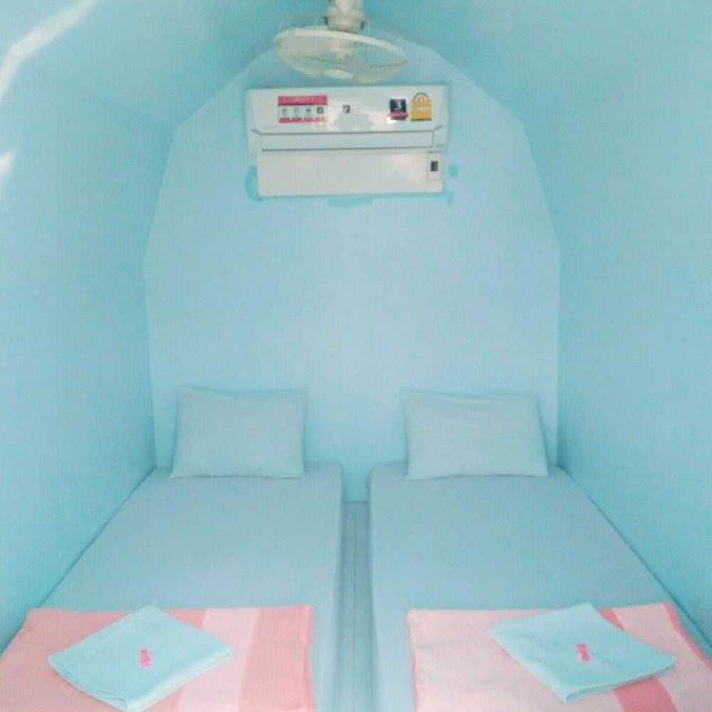 Basic Double Room, Shared Bathroom (Air-Condition)