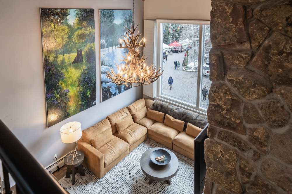 Luxury Condo #340