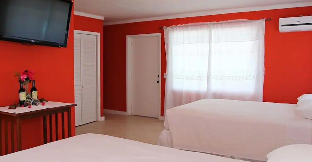 Standard Room, 2 Double Beds photo 3