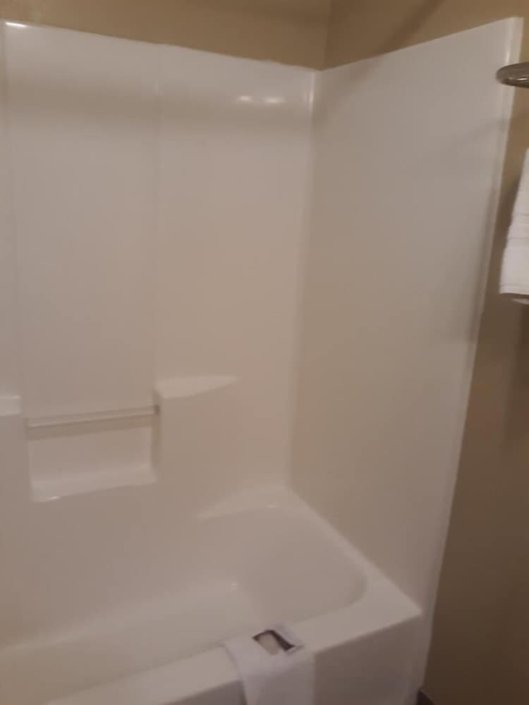 Suite, 1 King Bed with Sofa bed, Non Smoking, Jetted Tub - Photo 5