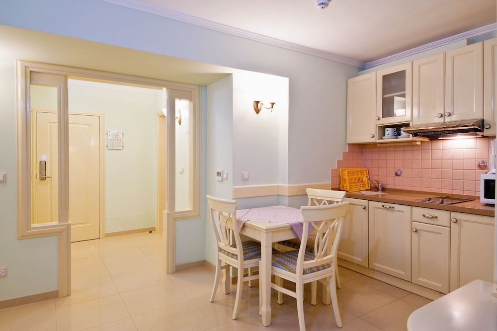 Comfort Studio Apartment, Balcony photo 3