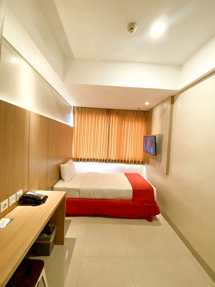 Single Room, Non Smoking, City View