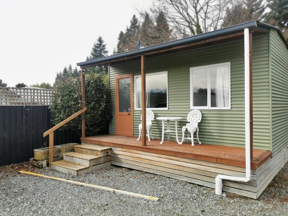 Studio, Balcony, Courtyard View photo 1