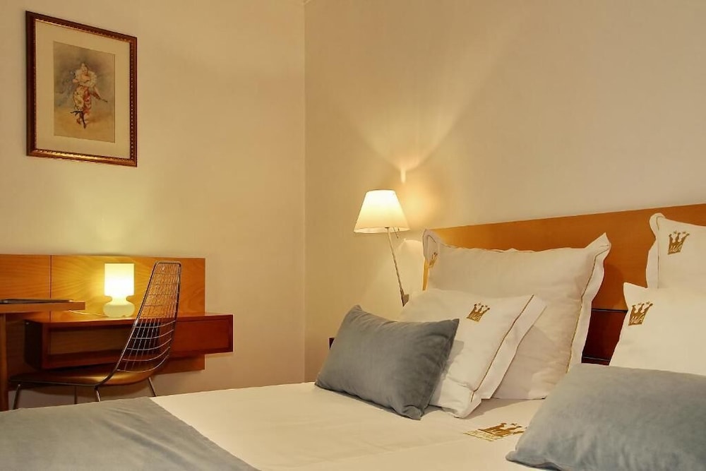Standard Double or Twin Room photo 2