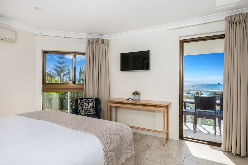 Signature Penthouse, 2 Bedrooms, Balcony, Ocean View, photo 6