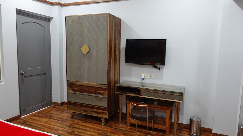 Premium Room - Photo 6