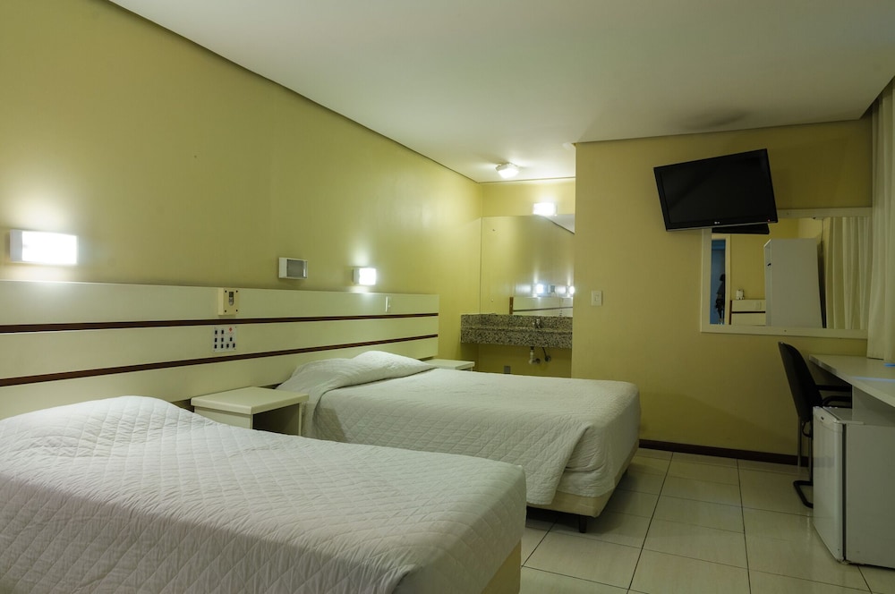 Deluxe Triple Room, Multiple Beds photo 1