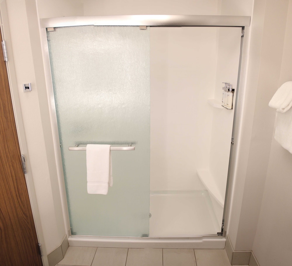 Suite, Multiple Beds - Photo 4