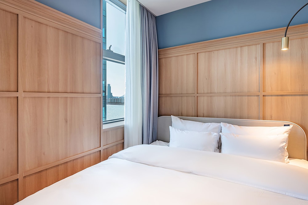 Twin Terrace Room-Breakfast Included,Unlimted Starbucks Coffee Bean,OTT Available,15PM CI / 13PM CO - Photo 12
