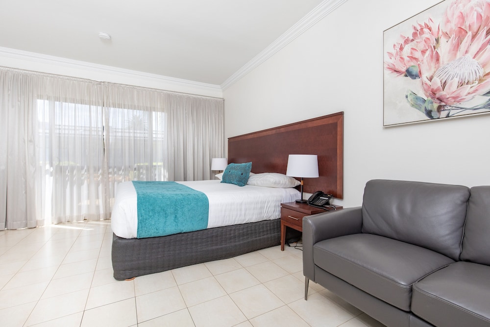 King Spa Suite photo 2