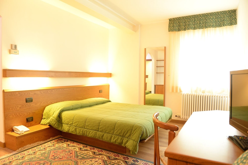 Triple Room (3+1) photo 2