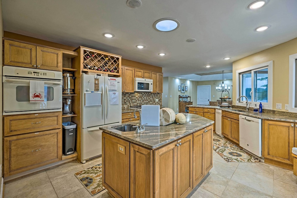 House (4 Bedrooms) photo 2