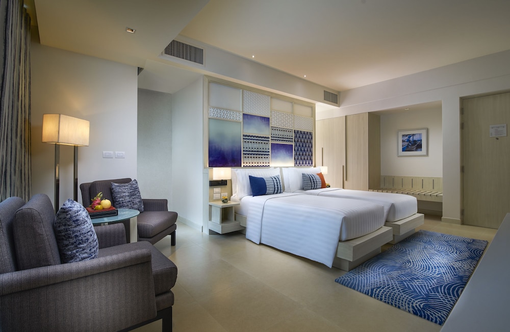 Deluxe Twin Room, Pool View - Photo 1