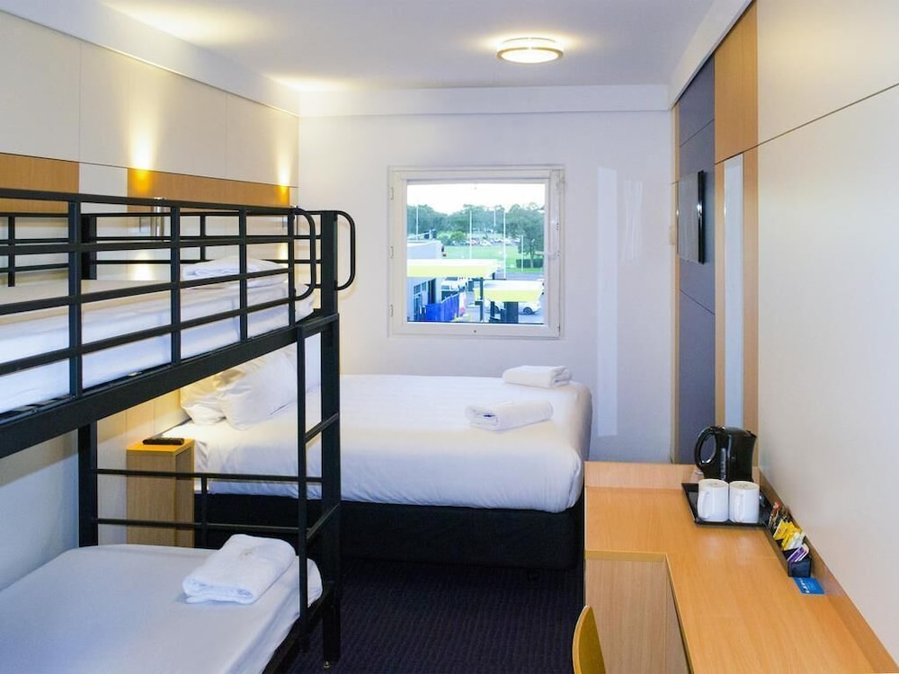 Standard Room, Multiple Beds