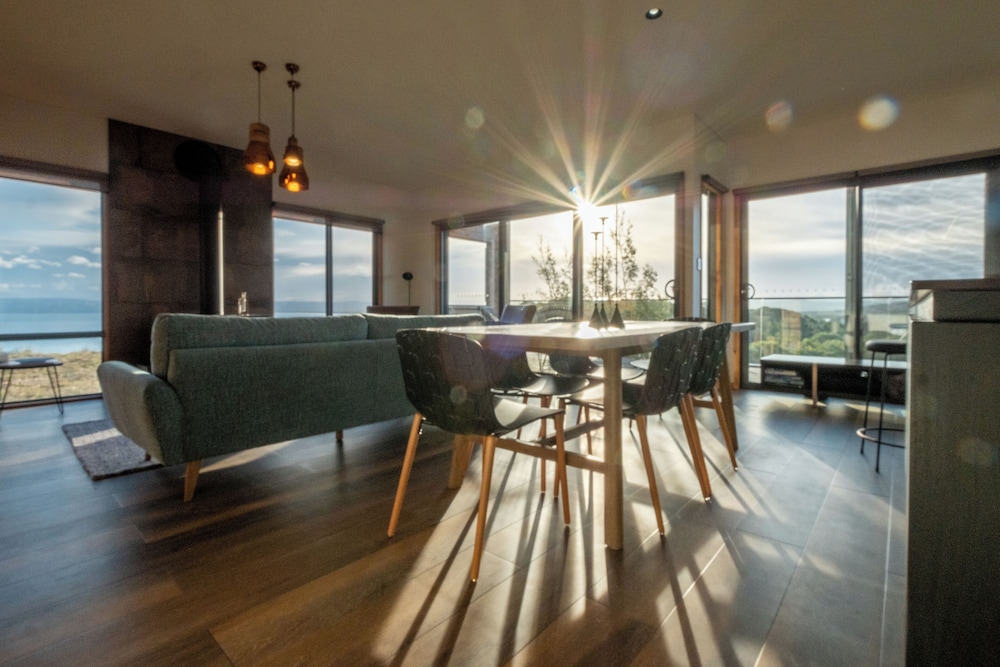 Luxury House photo 1