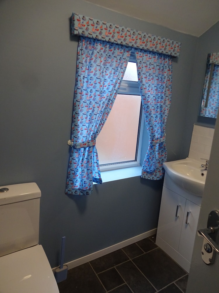 Double Room, Private Bathroom (Kingbee) photo 2
