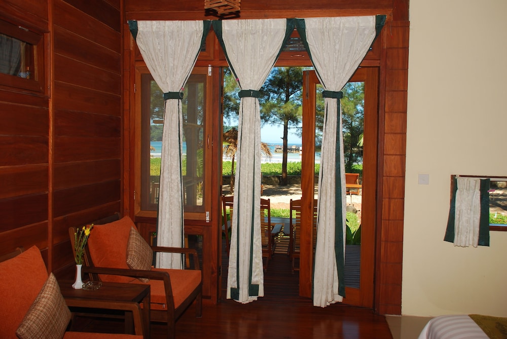 Deluxe Bungalow, Sea View photo 2