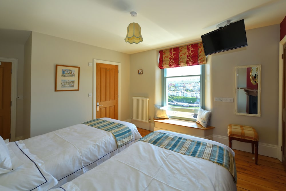 Harbour View photo 2