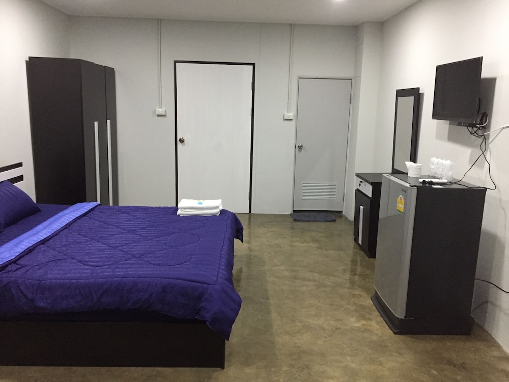 Deluxe Suite photo 2