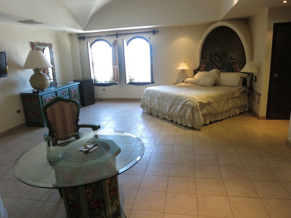 Suite photo 1