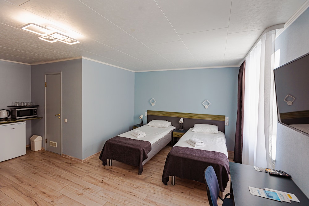 Basic Triple Room