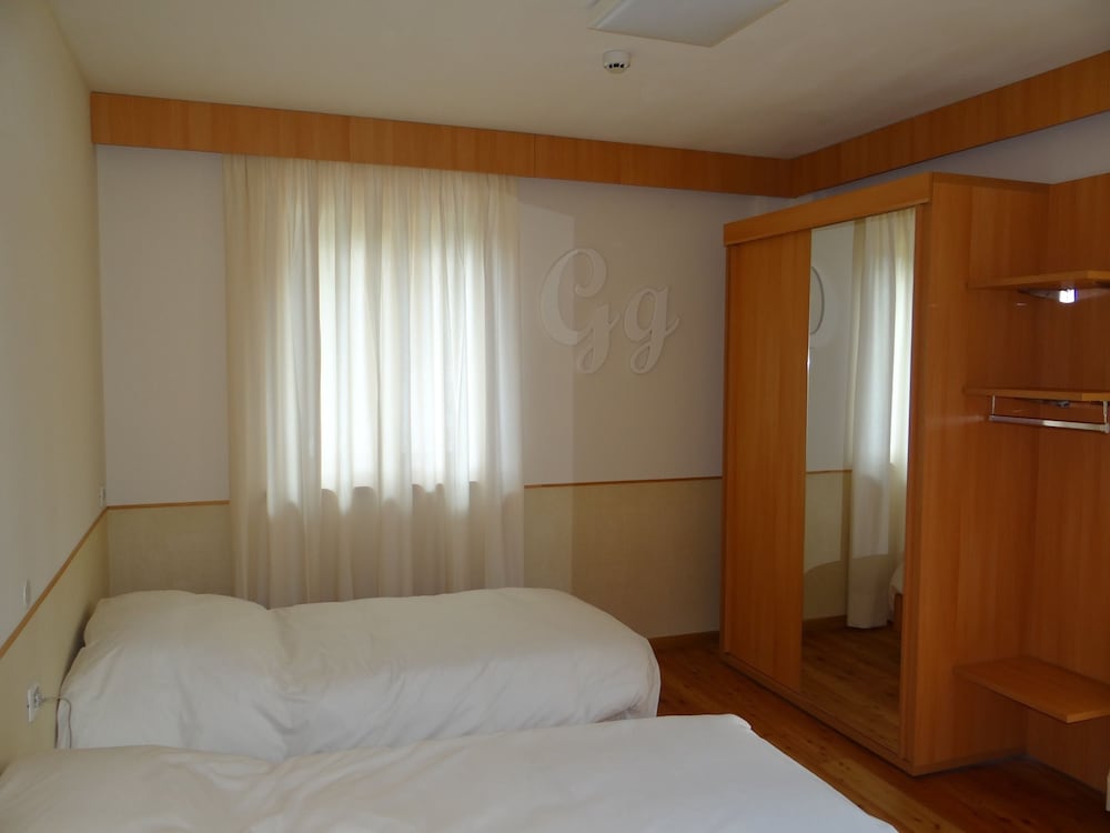 Double Or Twin Room photo 2