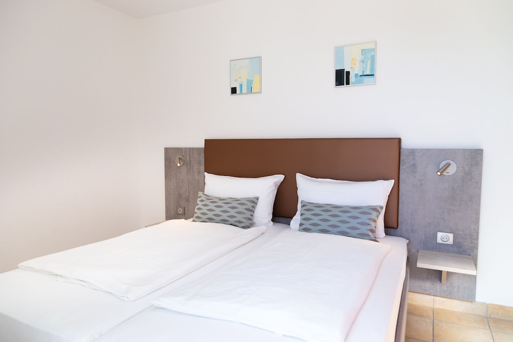 Comfort Apartment, 1 Bedroom, Sea View - Photo 1