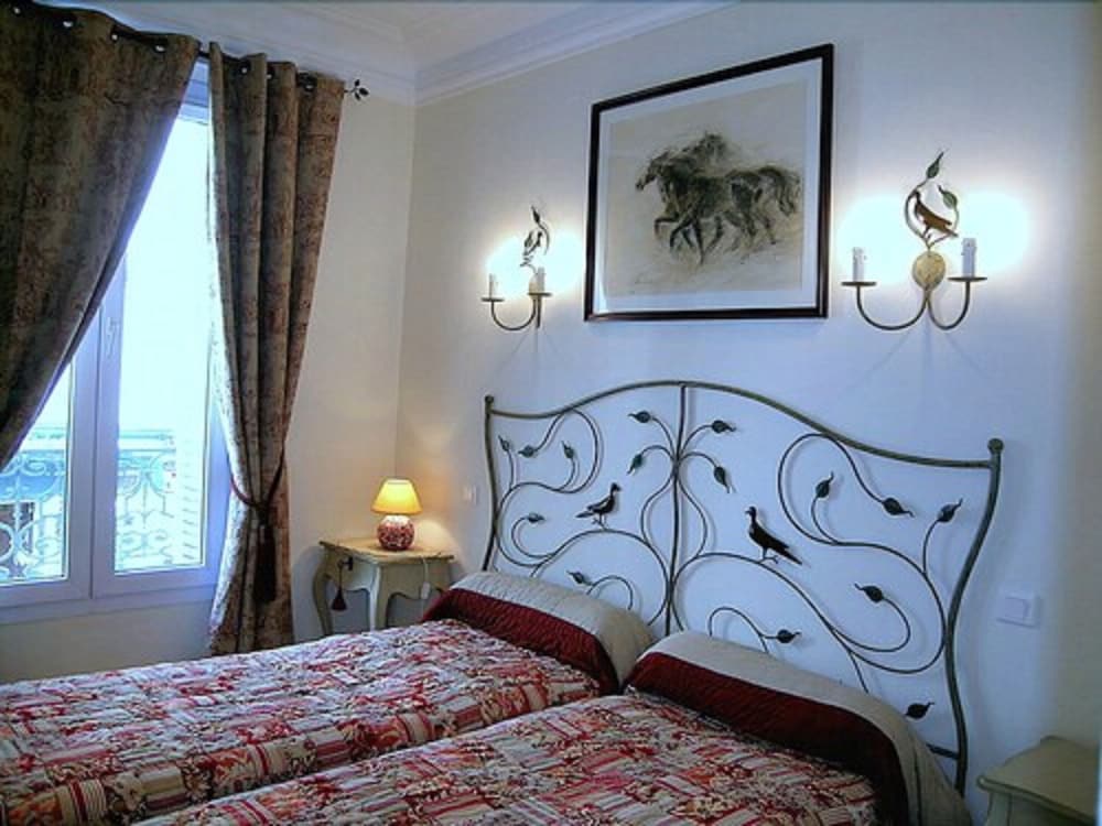 Standard Double Room photo 3