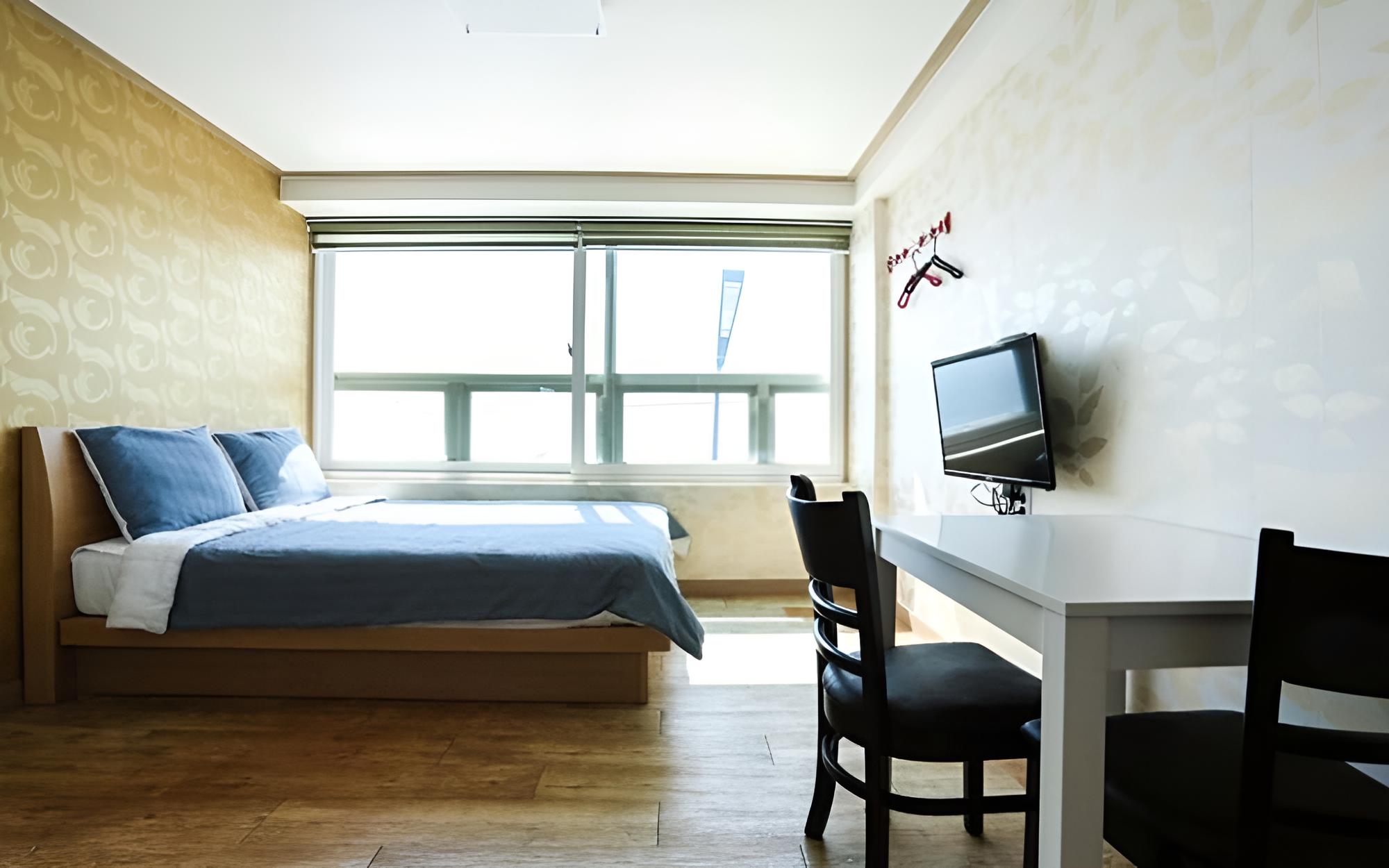 Room (Ocean View 306) photo 1
