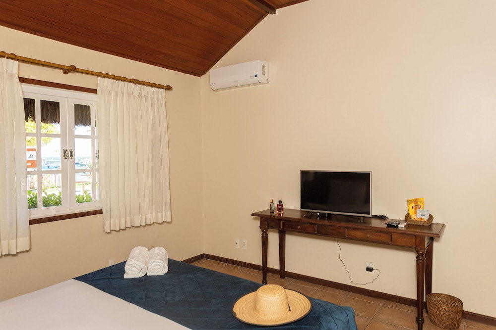 Double or Twin Room, Sea View - Photo 2
