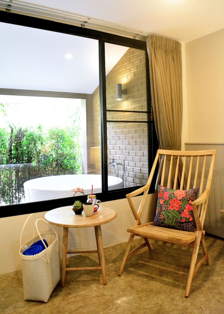Grand Deluxe Room - Photo 7
