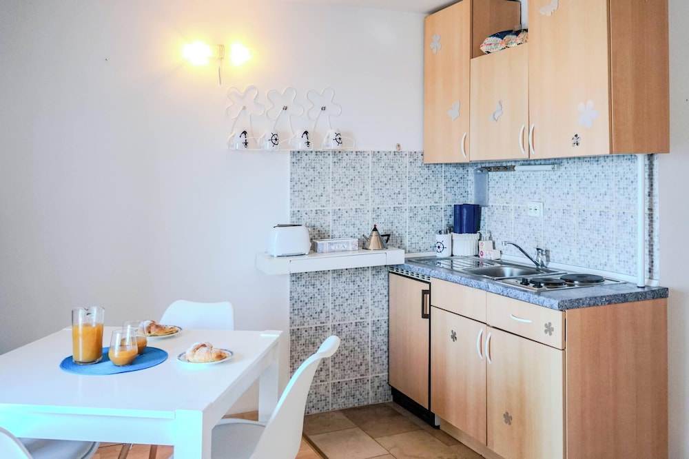 Deluxe Apartment, 1 Bedroom, Sea View photo 3