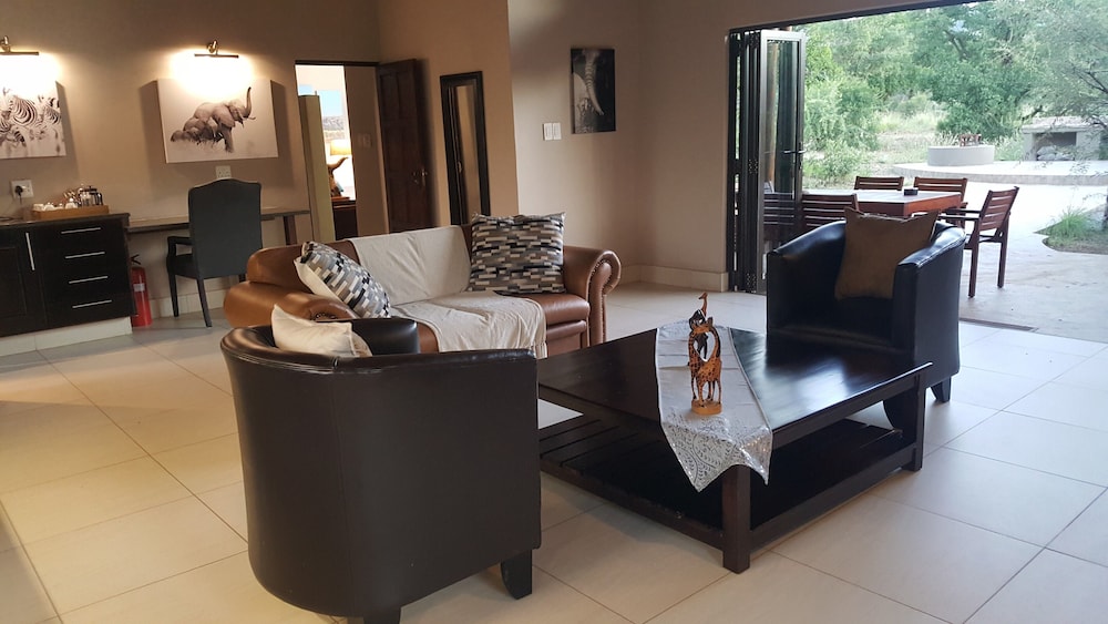 Executive Suite photo 3
