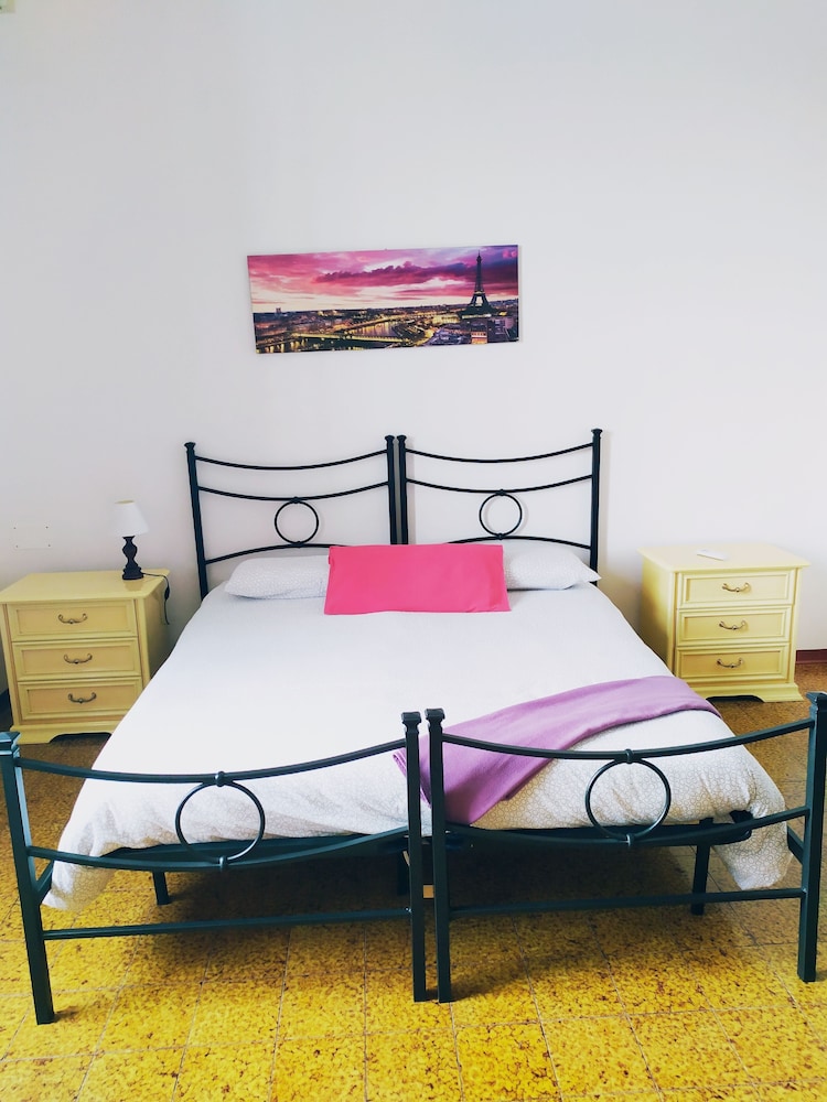 Comfort Room (Gialla)