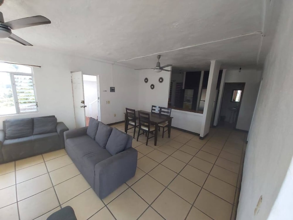 Bungalow, 2 Bedrooms photo 1
