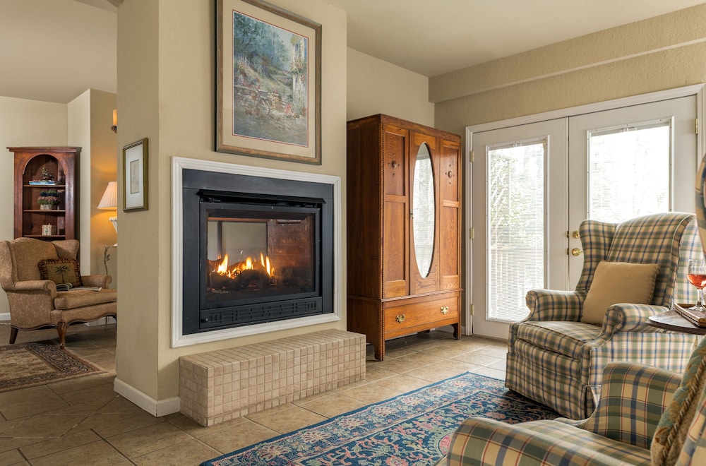 The Kinsale Suite photo 2