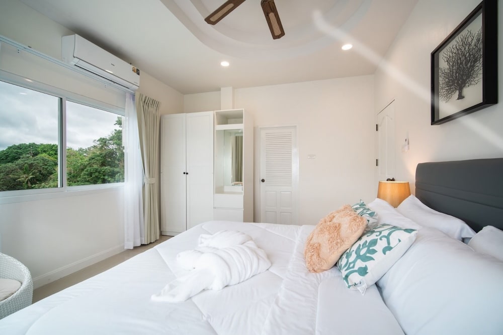Exclusive Villa, 4 Bedrooms, Ocean View photo 1