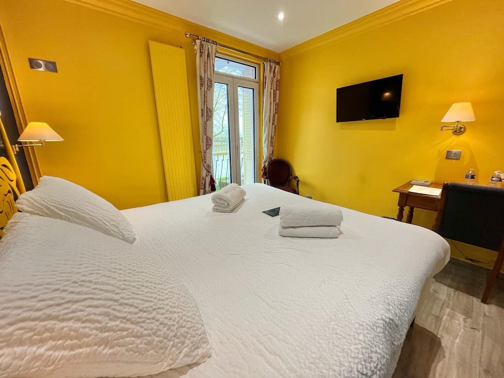 Comfort Double Room, 1 Bedroom, Non Smoking, River View photo 2