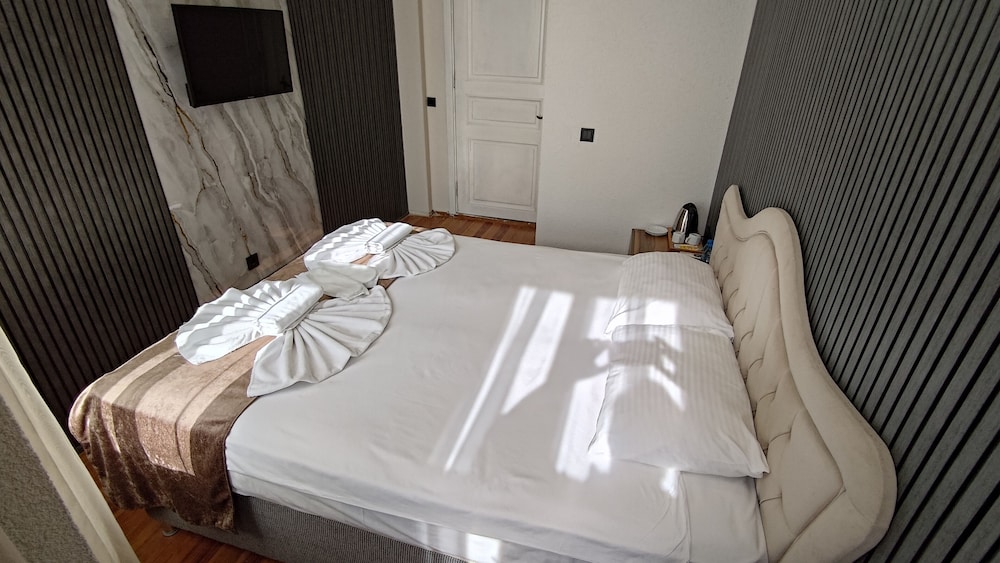 Standard Double Room photo 3