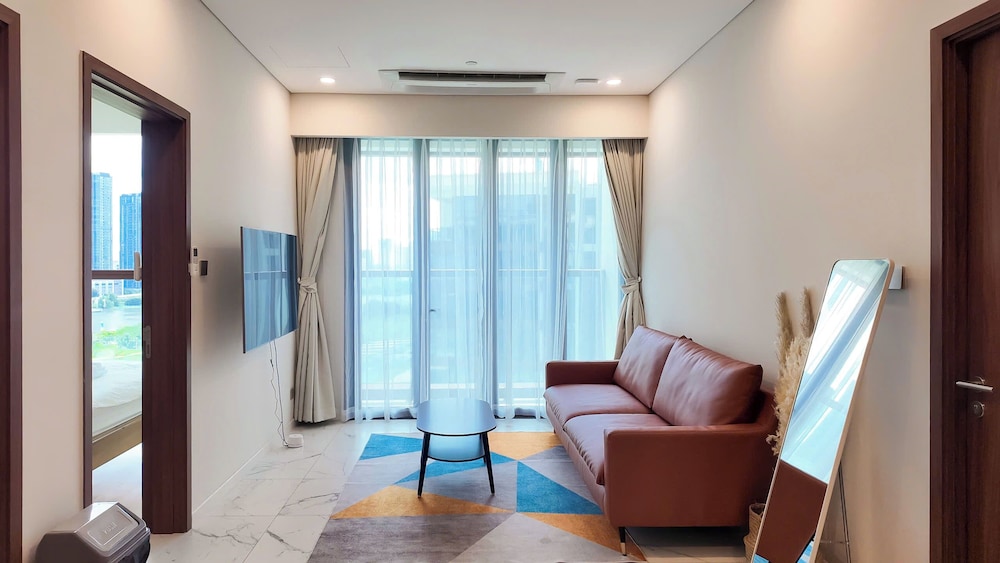 Luxury Apartment, 2 Bedrooms, City View