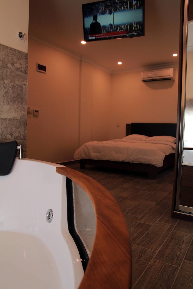 Deluxe Suite, Garden View photo 1
