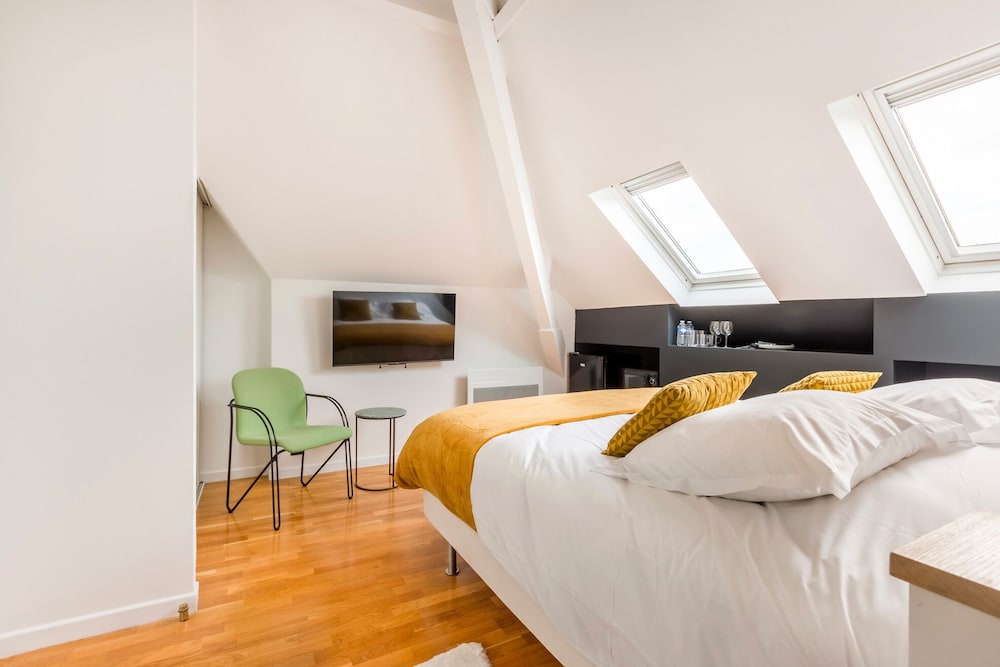Premium Double Room, Ensuite - Photo 27