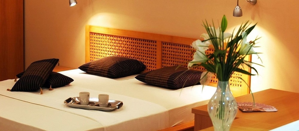 Standard Double Or Twin Room, 1 Double Bed, City View photo 3