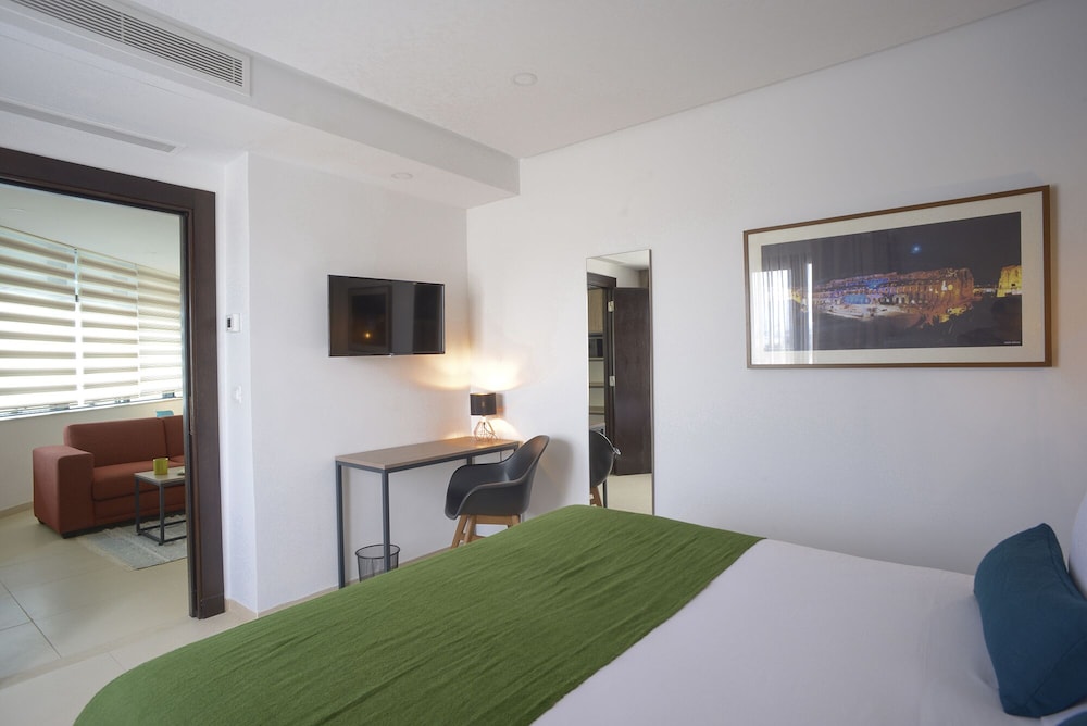 Junior Studio Suite photo 3