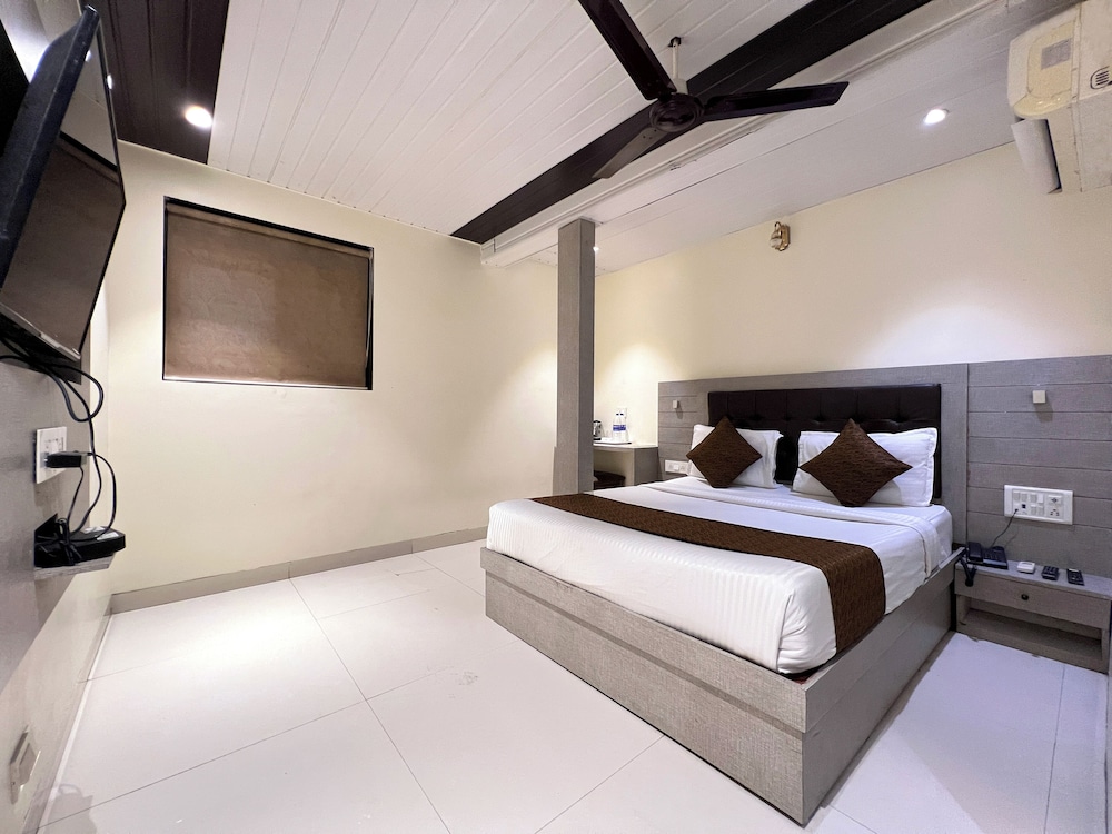 Junior Room
