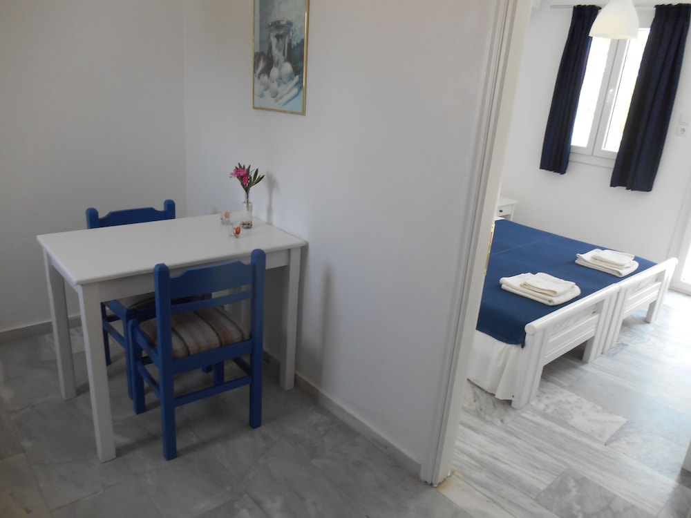 Apartment, Garden View