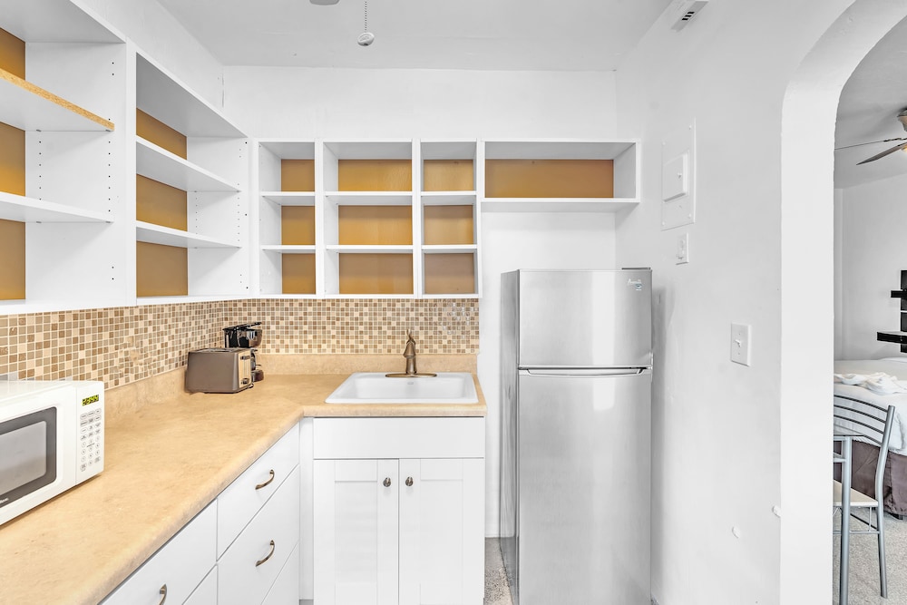 Apartment - Photo 10