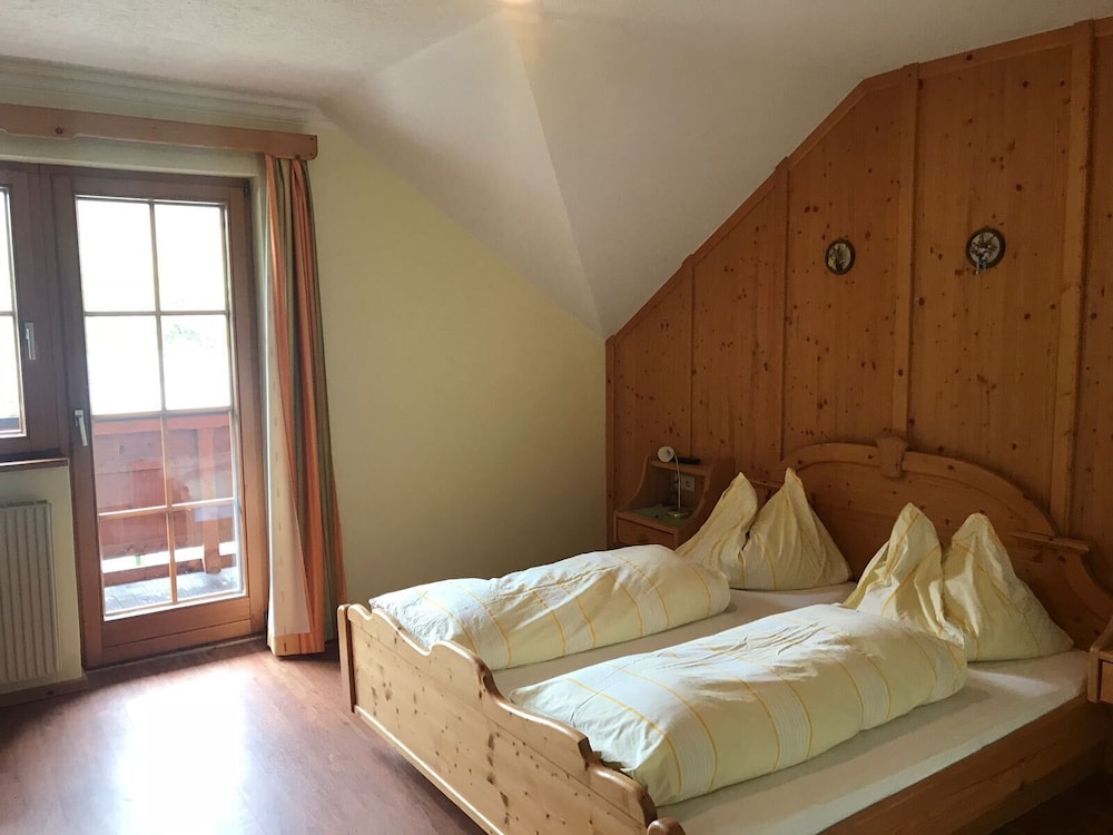Traditional Twin Room