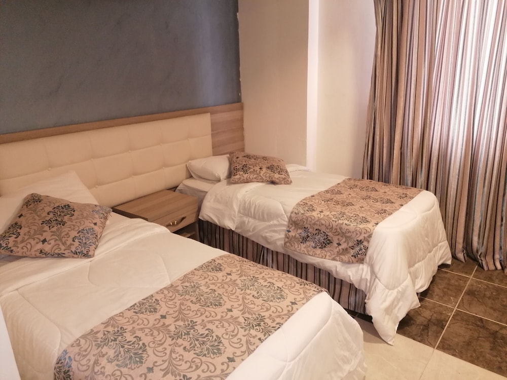 Family Suite, 2 Bedrooms, City View