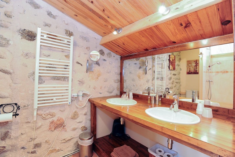 Quadruple Room photo 2
